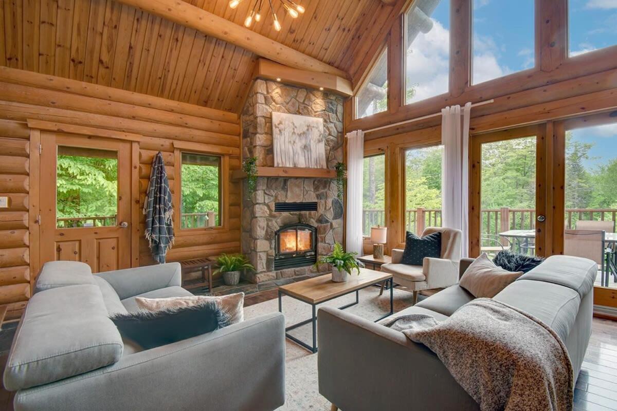 Chic Familiale, Relaxant Avec Spa En Montagnes Labelle Экстерьер фото
