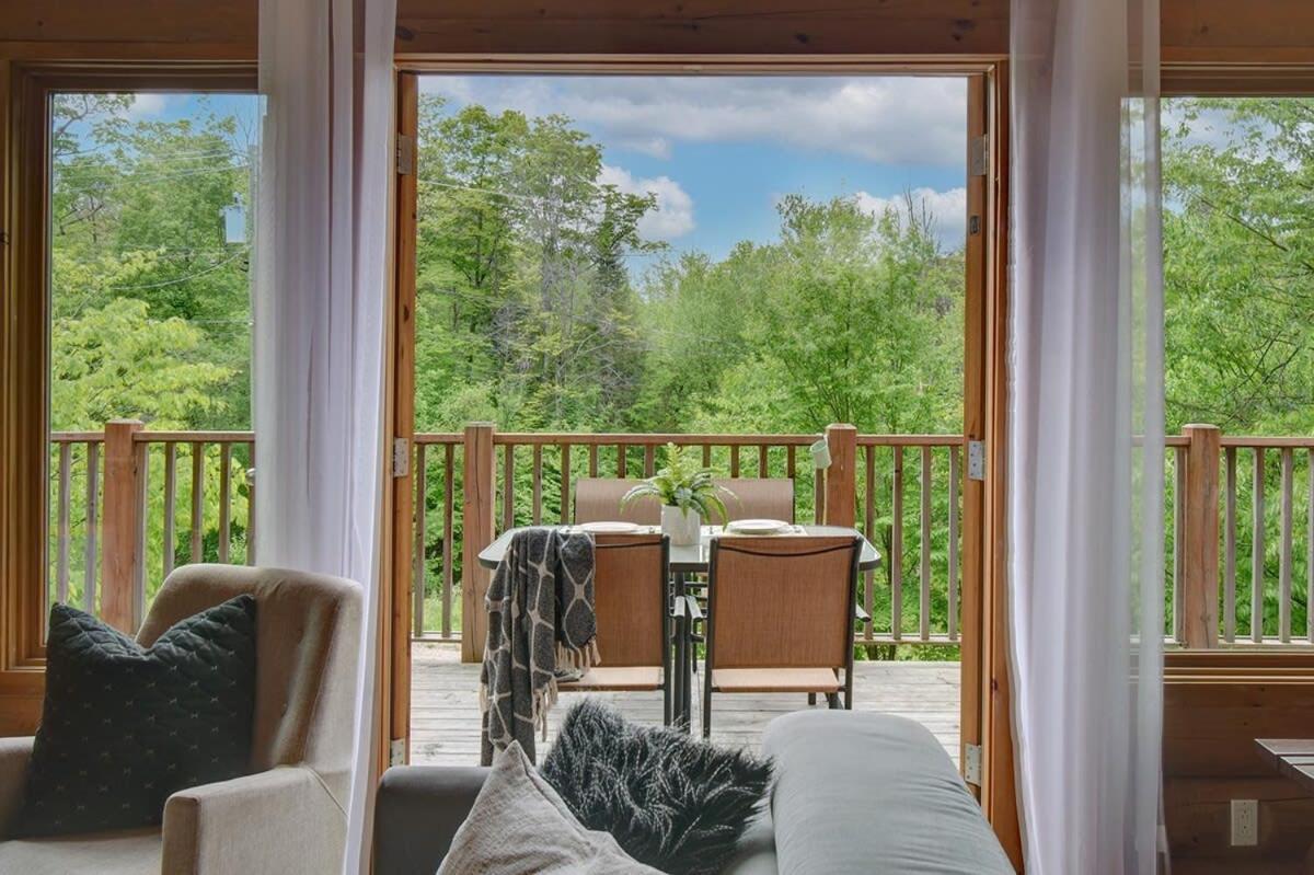 Chic Familiale, Relaxant Avec Spa En Montagnes Labelle Экстерьер фото